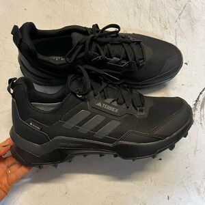 Adidas Terrex hiking Black Men's Shoes size 10